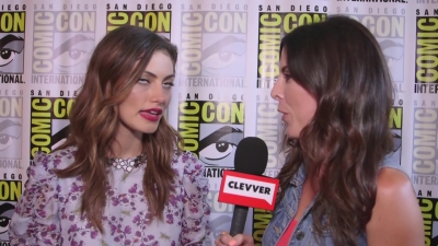 Phoebe_Tonkin_Interview__The_Originals__Interview_-_Comic_Con_2016_1108.jpg