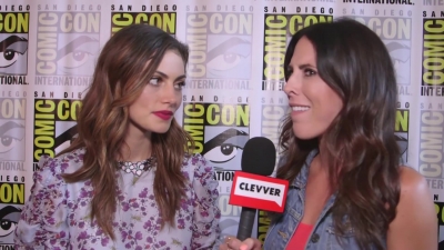 Phoebe_Tonkin_Interview__The_Originals__Interview_-_Comic_Con_2016_1119.jpg