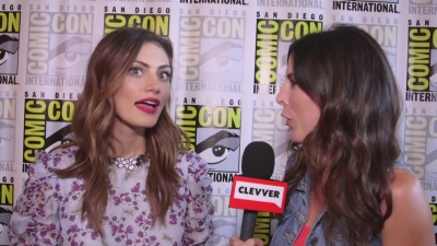 Phoebe_Tonkin_Interview__The_Originals__Interview_-_Comic_Con_2016_1144.jpg
