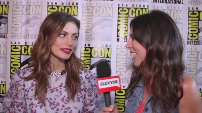 Phoebe_Tonkin_Interview__The_Originals__Interview_-_Comic_Con_2016_1149.jpg