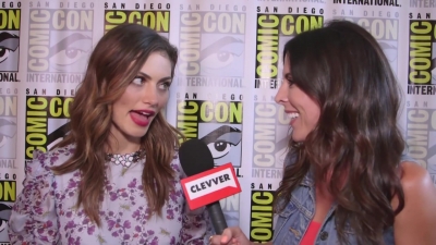 Phoebe_Tonkin_Interview__The_Originals__Interview_-_Comic_Con_2016_1153.jpg