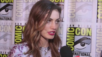 Phoebe_Tonkin_Interview__The_Originals__Interview_-_Comic_Con_2016_1210.jpg