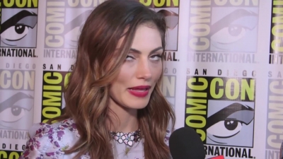 Phoebe_Tonkin_Interview__The_Originals__Interview_-_Comic_Con_2016_1213.jpg