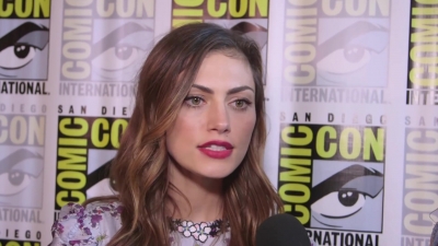 Phoebe_Tonkin_Interview__The_Originals__Interview_-_Comic_Con_2016_1284.jpg