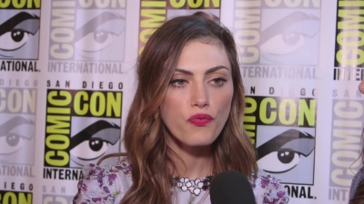 Phoebe_Tonkin_Interview__The_Originals__Interview_-_Comic_Con_2016_1316.jpg