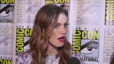 Phoebe_Tonkin_Interview__The_Originals__Interview_-_Comic_Con_2016_1337.jpg