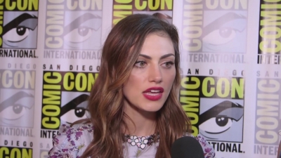 Phoebe_Tonkin_Interview__The_Originals__Interview_-_Comic_Con_2016_1351.jpg