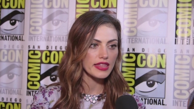 Phoebe_Tonkin_Interview__The_Originals__Interview_-_Comic_Con_2016_1359.jpg