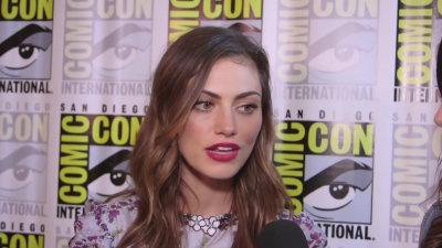 Phoebe_Tonkin_Interview__The_Originals__Interview_-_Comic_Con_2016_1369.jpg
