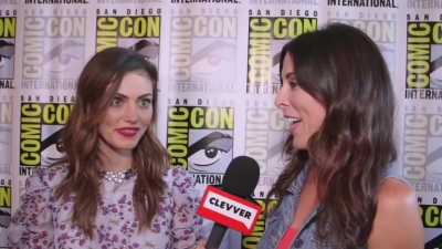Phoebe_Tonkin_Interview__The_Originals__Interview_-_Comic_Con_2016_1450.jpg