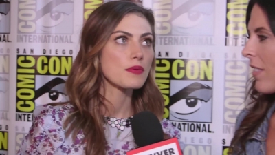 Phoebe_Tonkin_Interview__The_Originals__Interview_-_Comic_Con_2016_1557.jpg