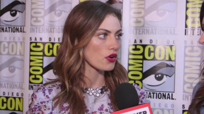 Phoebe_Tonkin_Interview__The_Originals__Interview_-_Comic_Con_2016_1562.jpg