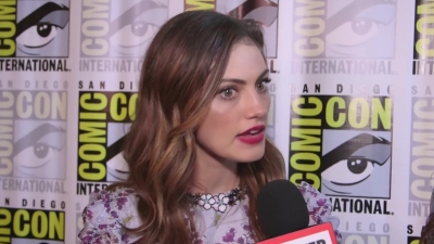 Phoebe_Tonkin_Interview__The_Originals__Interview_-_Comic_Con_2016_1569.jpg