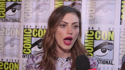 Phoebe_Tonkin_Interview__The_Originals__Interview_-_Comic_Con_2016_1616.jpg