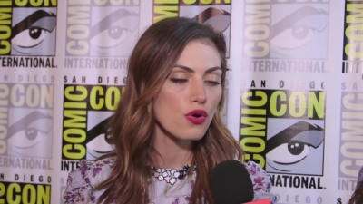 Phoebe_Tonkin_Interview__The_Originals__Interview_-_Comic_Con_2016_1624.jpg