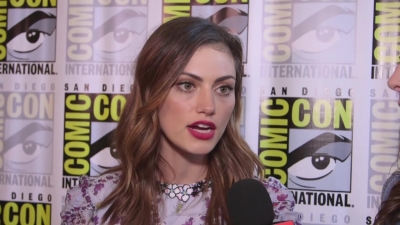 Phoebe_Tonkin_Interview__The_Originals__Interview_-_Comic_Con_2016_1631.jpg