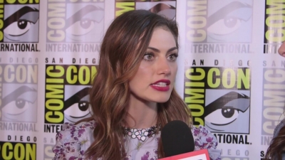 Phoebe_Tonkin_Interview__The_Originals__Interview_-_Comic_Con_2016_1642.jpg