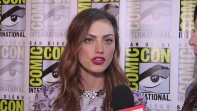 Phoebe_Tonkin_Interview__The_Originals__Interview_-_Comic_Con_2016_1652.jpg