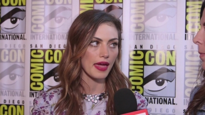 Phoebe_Tonkin_Interview__The_Originals__Interview_-_Comic_Con_2016_1657.jpg