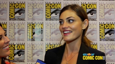 Phoebe_Tonkin_Talks_Hayley___Klaus_Relationship_and_The_Originals__2013_Comic-Con_133.jpg