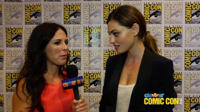 Phoebe_Tonkin_Talks_Hayley___Klaus_Relationship_and_The_Originals__2013_Comic-Con_152.jpg