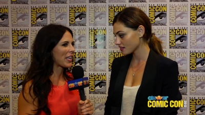 Phoebe_Tonkin_Talks_Hayley___Klaus_Relationship_and_The_Originals__2013_Comic-Con_153.jpg