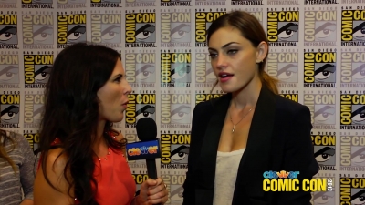 Phoebe_Tonkin_Talks_Hayley___Klaus_Relationship_and_The_Originals__2013_Comic-Con_161.jpg