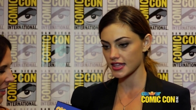 Phoebe_Tonkin_Talks_Hayley___Klaus_Relationship_and_The_Originals__2013_Comic-Con_176.jpg