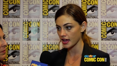 Phoebe_Tonkin_Talks_Hayley___Klaus_Relationship_and_The_Originals__2013_Comic-Con_184.jpg