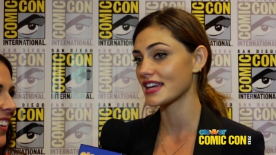 Phoebe_Tonkin_Talks_Hayley___Klaus_Relationship_and_The_Originals__2013_Comic-Con_261.jpg