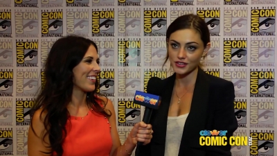Phoebe_Tonkin_Talks_Hayley___Klaus_Relationship_and_The_Originals__2013_Comic-Con_266.jpg