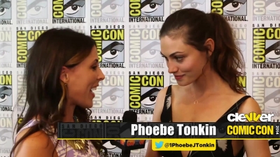 Phoebe_Tonkin__The_Originals__Teases_Hayley_s_Hybrid_Future_-_Comic-Con_2014_019.jpg