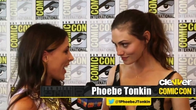 Phoebe_Tonkin__The_Originals__Teases_Hayley_s_Hybrid_Future_-_Comic-Con_2014_020.jpg