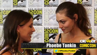 Phoebe_Tonkin__The_Originals__Teases_Hayley_s_Hybrid_Future_-_Comic-Con_2014_021.jpg