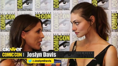 Phoebe_Tonkin__The_Originals__Teases_Hayley_s_Hybrid_Future_-_Comic-Con_2014_037.jpg