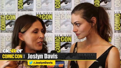 Phoebe_Tonkin__The_Originals__Teases_Hayley_s_Hybrid_Future_-_Comic-Con_2014_041.jpg