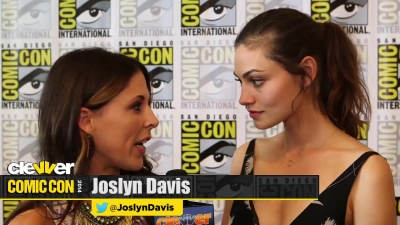 Phoebe_Tonkin__The_Originals__Teases_Hayley_s_Hybrid_Future_-_Comic-Con_2014_042.jpg