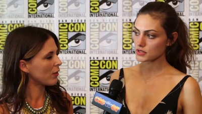 Phoebe_Tonkin__The_Originals__Teases_Hayley_s_Hybrid_Future_-_Comic-Con_2014_072.jpg