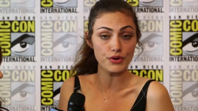 Phoebe_Tonkin__The_Originals__Teases_Hayley_s_Hybrid_Future_-_Comic-Con_2014_090.jpg