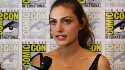 Phoebe_Tonkin__The_Originals__Teases_Hayley_s_Hybrid_Future_-_Comic-Con_2014_109.jpg