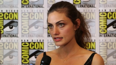 Phoebe_Tonkin__The_Originals__Teases_Hayley_s_Hybrid_Future_-_Comic-Con_2014_118.jpg