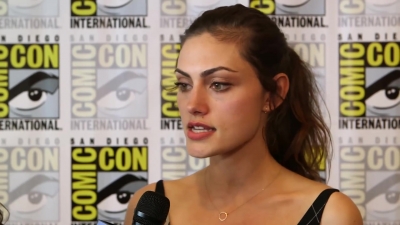 Phoebe_Tonkin__The_Originals__Teases_Hayley_s_Hybrid_Future_-_Comic-Con_2014_123.jpg