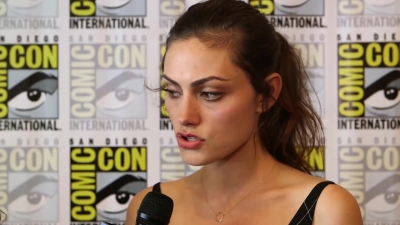 Phoebe_Tonkin__The_Originals__Teases_Hayley_s_Hybrid_Future_-_Comic-Con_2014_151.jpg