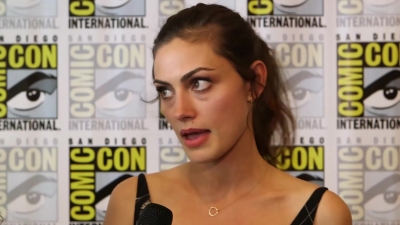 Phoebe_Tonkin__The_Originals__Teases_Hayley_s_Hybrid_Future_-_Comic-Con_2014_167.jpg