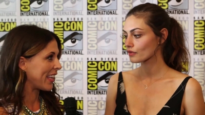 Phoebe_Tonkin__The_Originals__Teases_Hayley_s_Hybrid_Future_-_Comic-Con_2014_182.jpg