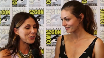 Phoebe_Tonkin__The_Originals__Teases_Hayley_s_Hybrid_Future_-_Comic-Con_2014_189.jpg