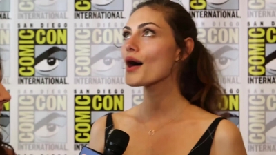 Phoebe_Tonkin__The_Originals__Teases_Hayley_s_Hybrid_Future_-_Comic-Con_2014_202.jpg