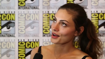 Phoebe_Tonkin__The_Originals__Teases_Hayley_s_Hybrid_Future_-_Comic-Con_2014_213.jpg
