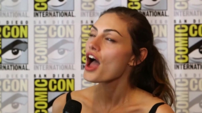 Phoebe_Tonkin__The_Originals__Teases_Hayley_s_Hybrid_Future_-_Comic-Con_2014_215.jpg