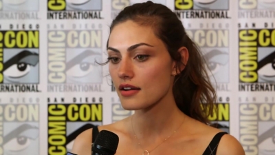 Phoebe_Tonkin__The_Originals__Teases_Hayley_s_Hybrid_Future_-_Comic-Con_2014_221.jpg